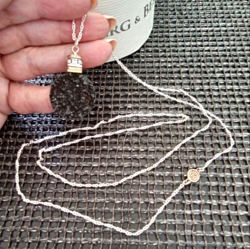 Hillberg & Berk Black Agate Stone Long Silver Necklace - Picture 2 of 6